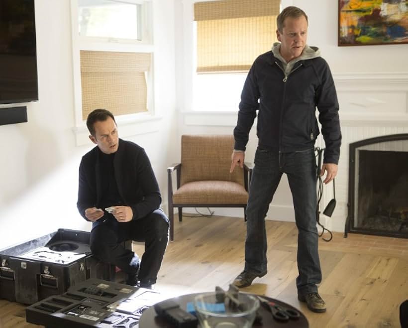 Kiefer Sutherland in Touch (2012)