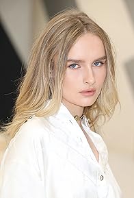 Primary photo for Olivia DeJonge