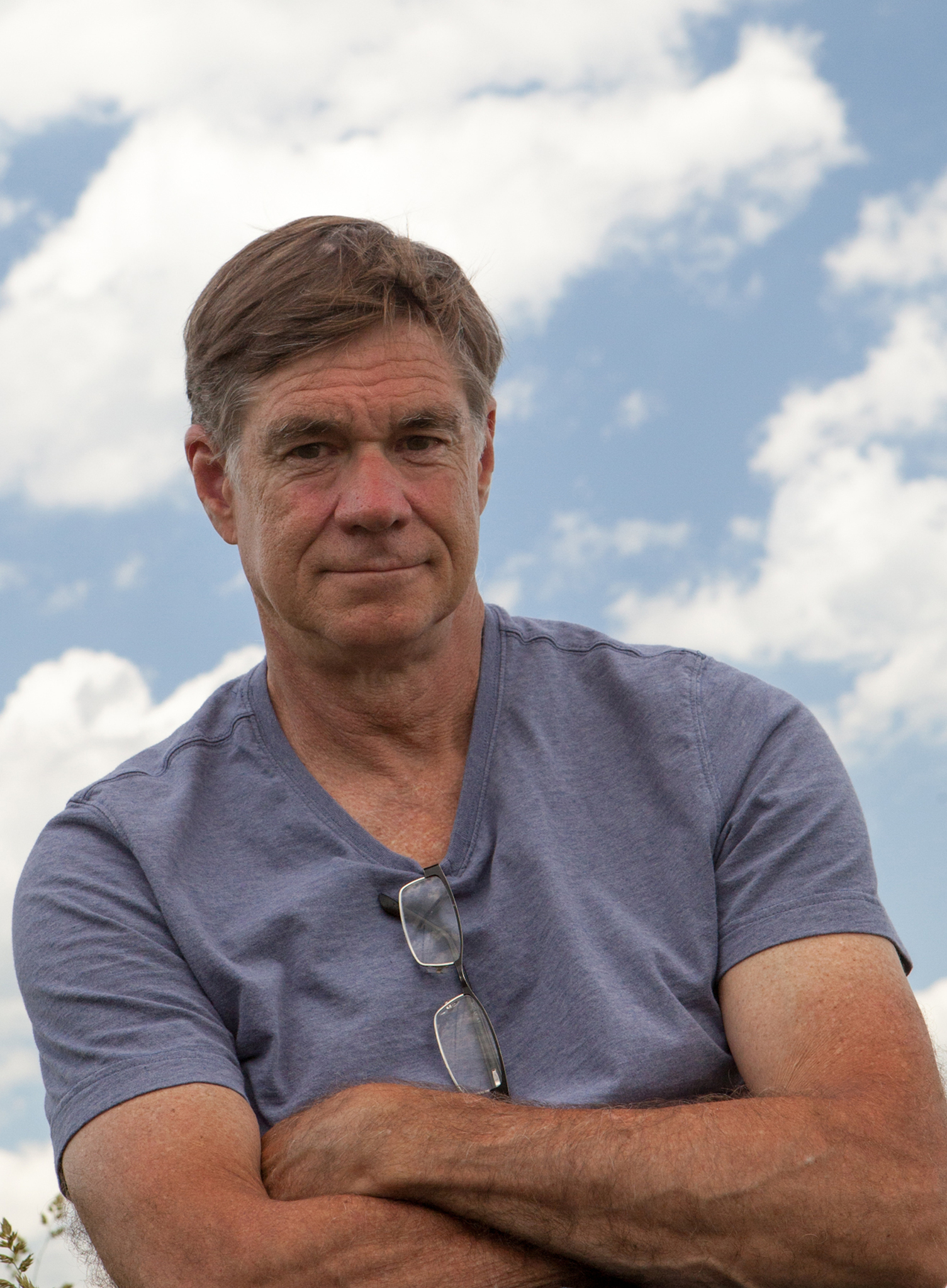 Gus Van Sant in Promised Land (2012)