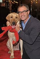 David Frankel and Clyde at an event for Marley & Me (2008)