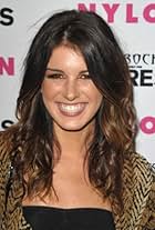 Shenae Grimes-Beech