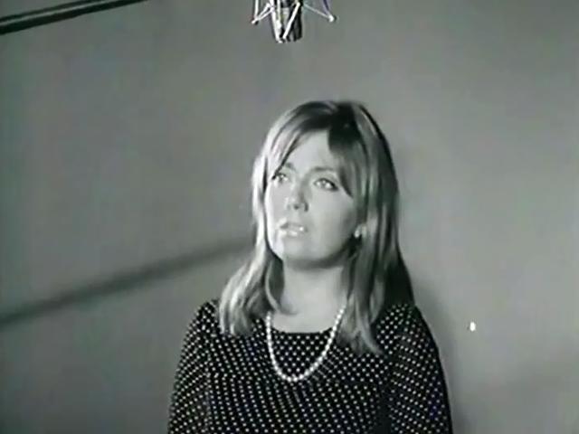 Liana Orfei in Ekeinoi pou xeroun n' agapoun (1968)