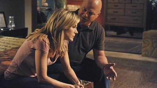 Julie Benz and Michael Chiklis in No Ordinary Family (2010)