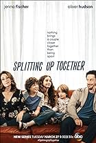 Oliver Hudson, Jenna Fischer, Van Crosby, Sander Thomas, and Olivia Keville in Splitting Up Together (2018)