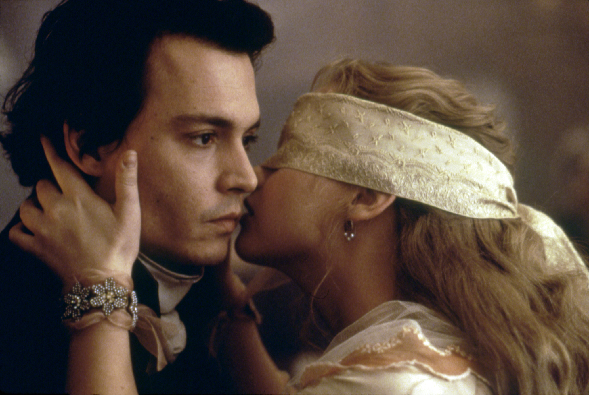 Johnny Depp and Christina Ricci in Sleepy Hollow (1999)