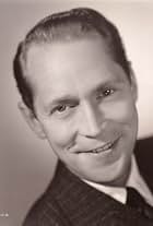 Franchot Tone