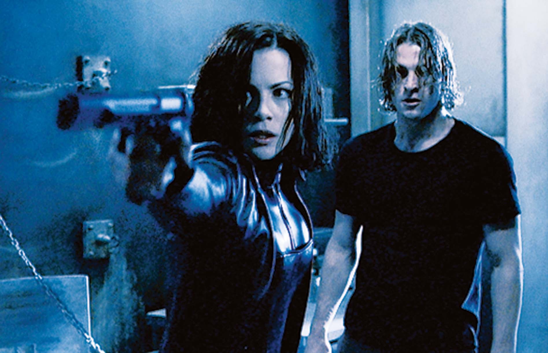 Kate Beckinsale and Scott Speedman in Underworld (2003)