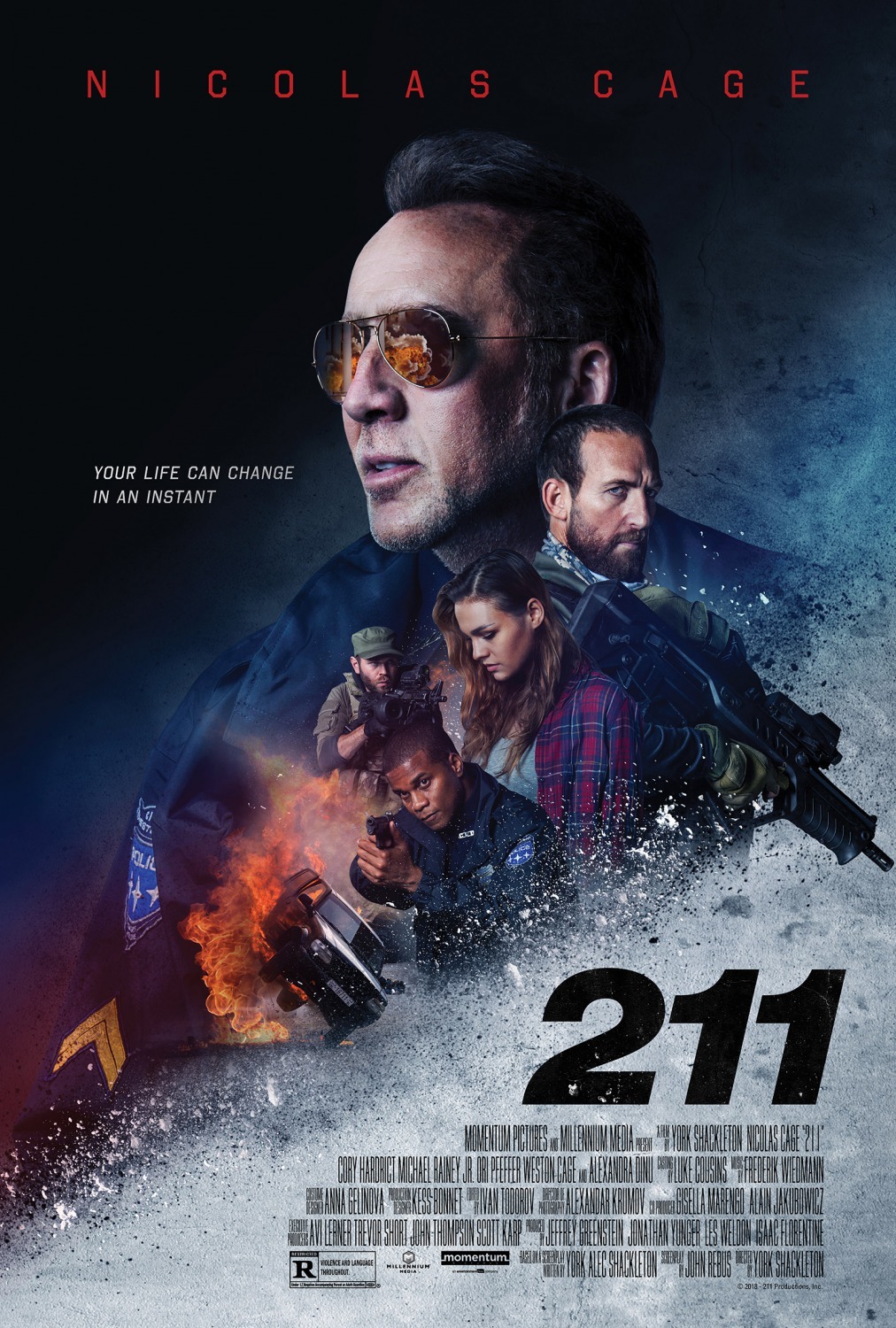 Nicolas Cage, Ori Pfeffer, and Sophie Skelton in 211 (2018)