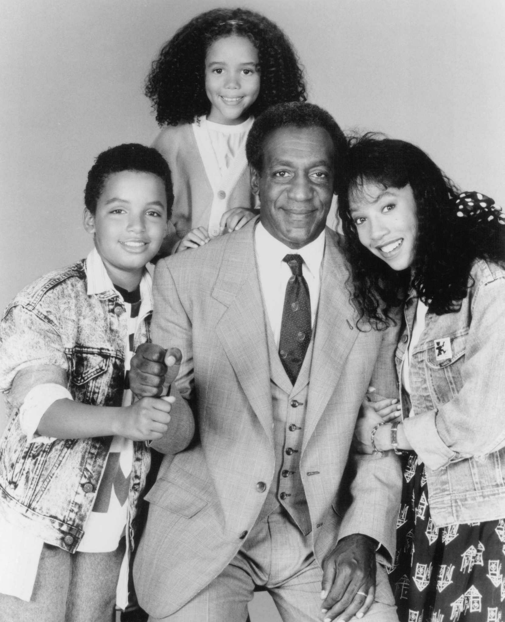 Bill Cosby, Brooke Fontaine, Salim Grant, and Kimberly Russell in Ghost Dad (1990)