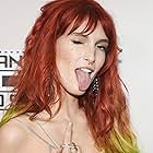 Dani Thorne