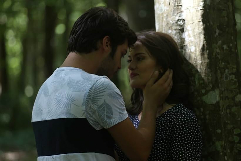 Gülper Özdemir and Berkay Hardal in Meleklerin Aski (2018)