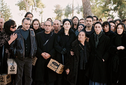 Yaël Abecassis, Hanna Azoulay Hasfari, Ronit Elkabetz, Albert Iluz, and Moshe Ivgy in Shiva (2008)