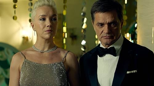 Konstantin Lavronenko and Darya Moroz in Gold Diggers (2019)