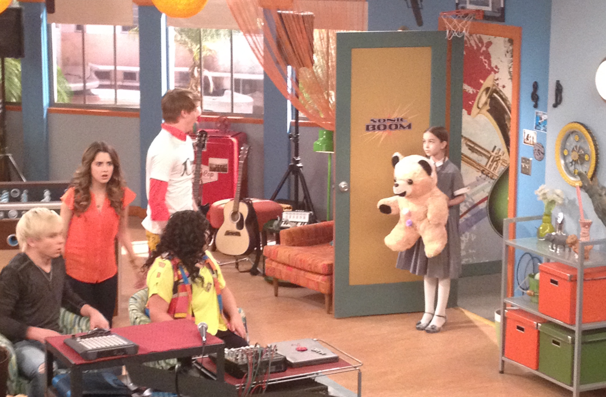 Esmeralda on Austin & Ally