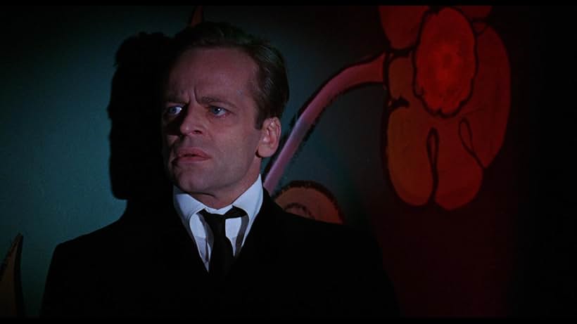 Klaus Kinski in Double Face (1969)