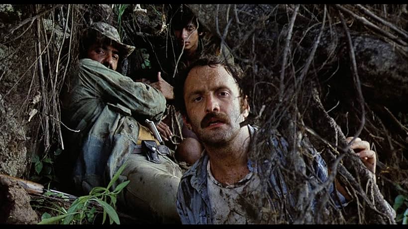 Salvatore Basile and Robert Kerman in Cannibal Holocaust (1980)