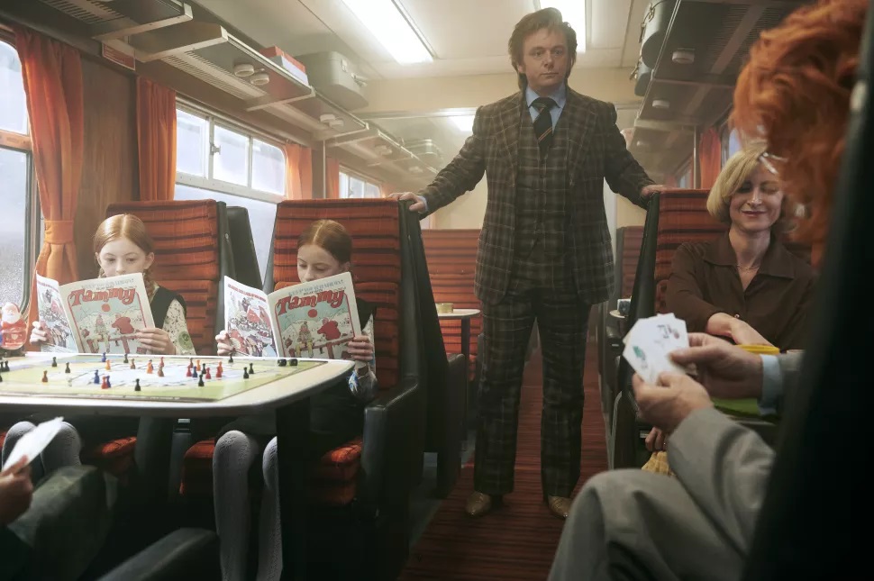 Michael Sheen and Katherine Kelly in Last Train to Christmas (2021)