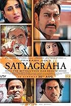 Amitabh Bachchan, Kareena Kapoor, Manoj Bajpayee, Ajay Devgn, Arjun Rampal, and Amrita Rao in Satyagraha (2013)