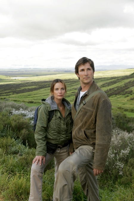 Gabrielle Anwar and Noah Wyle in The Librarian: Return to King Solomon's Mines (2006)