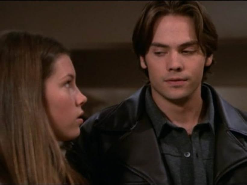 Jessica Biel and Barry Watson in 7th Heaven (1996)