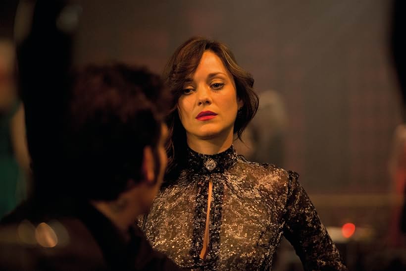 Marion Cotillard in Blood Ties (2013)