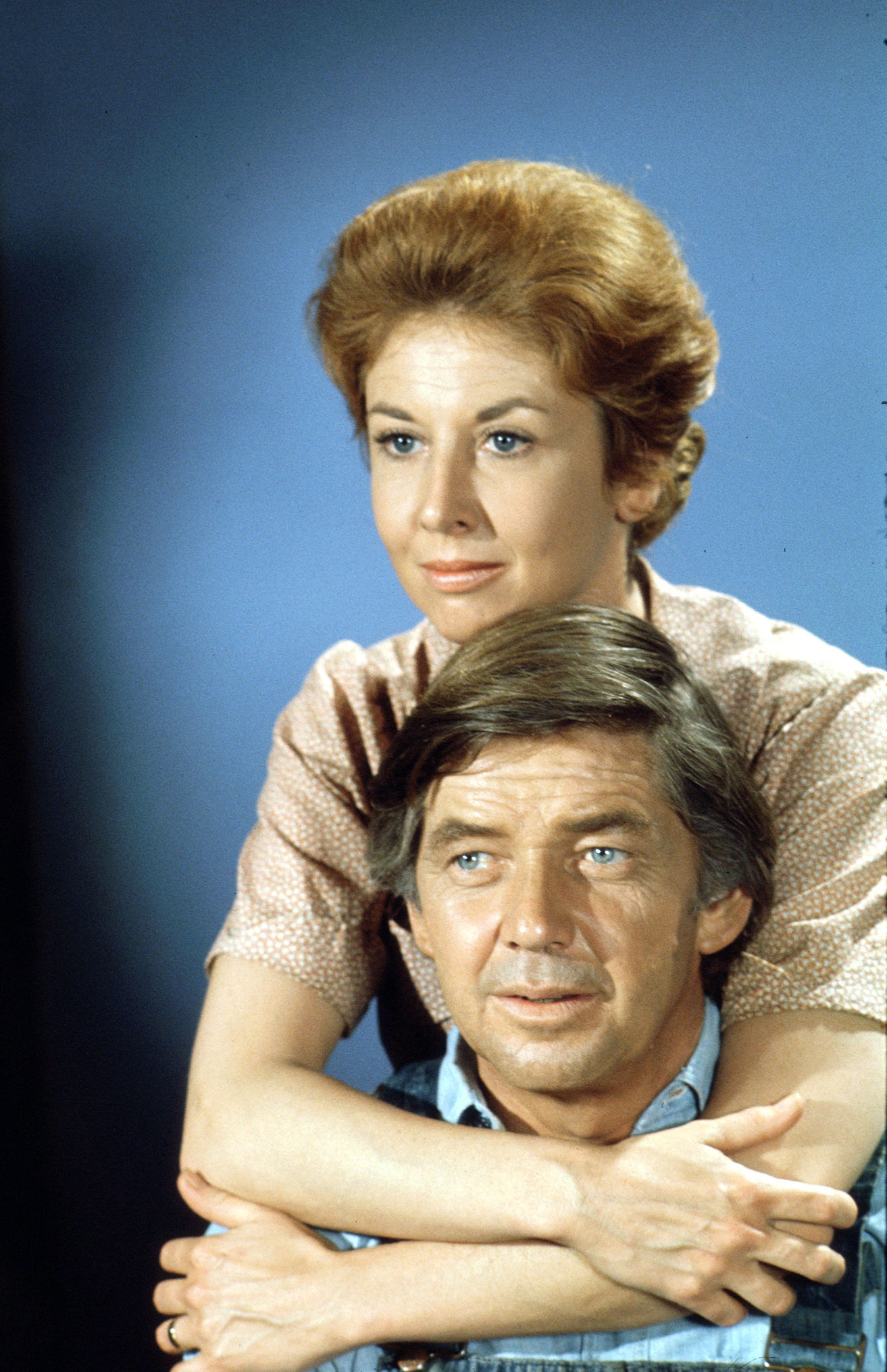 Michael Learned and Ralph Waite in The Waltons (1972)