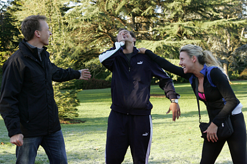 Phil Keoghan, Danielle Stout, and Eric Sanchez in Low to the Ground, That's My Technique (2007)