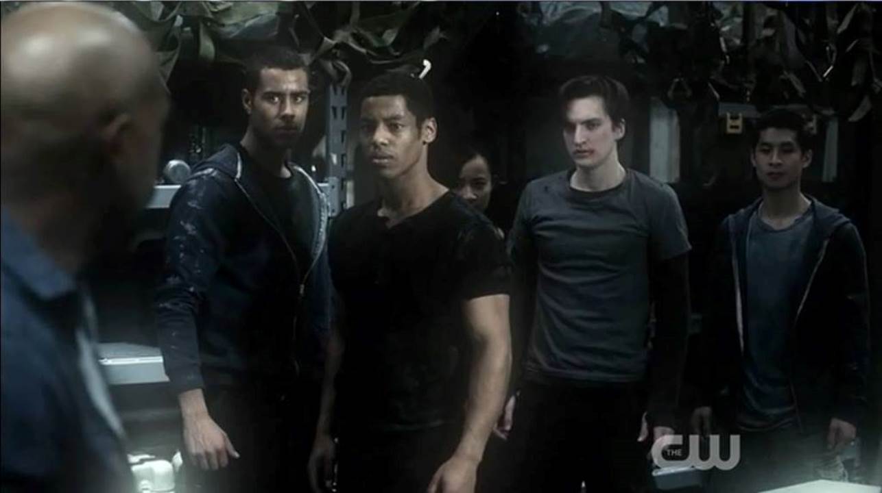 Richard Harmon, Shane Symons and Aaron Miko in the 100 2016