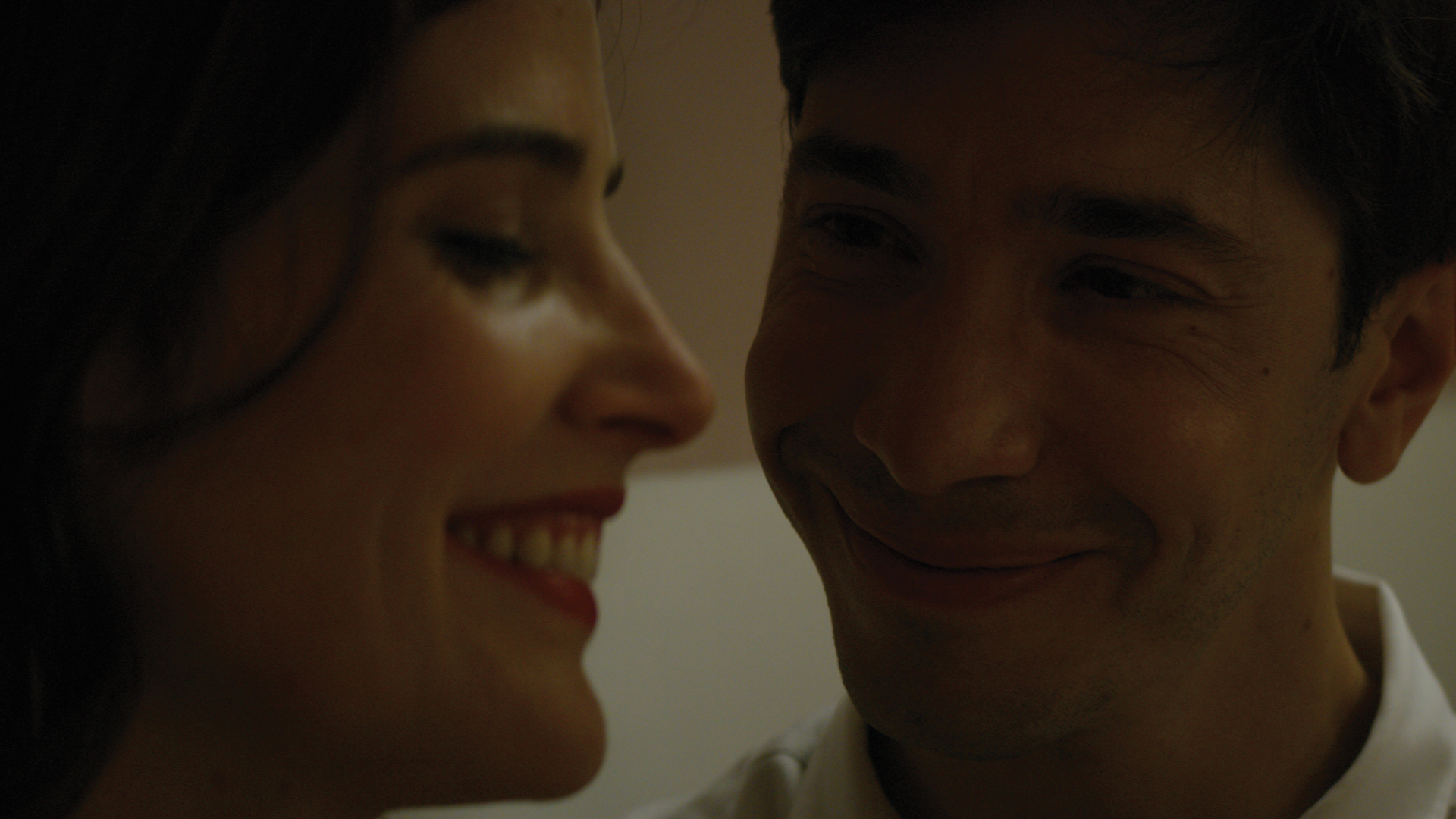 Justin Long and Cobie Smulders in Literally, Right Before Aaron (2017)