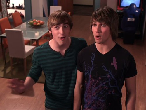 Kendall Schmidt and James Maslow in Big Time Rush (2009)