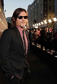 Primary photo for The Walking Dead: Red Carpet Live