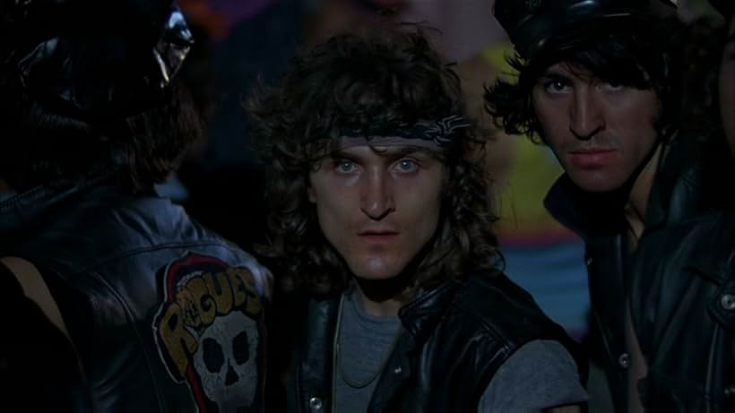 David Patrick Kelly and Joel Weiss in The Warriors (1979)