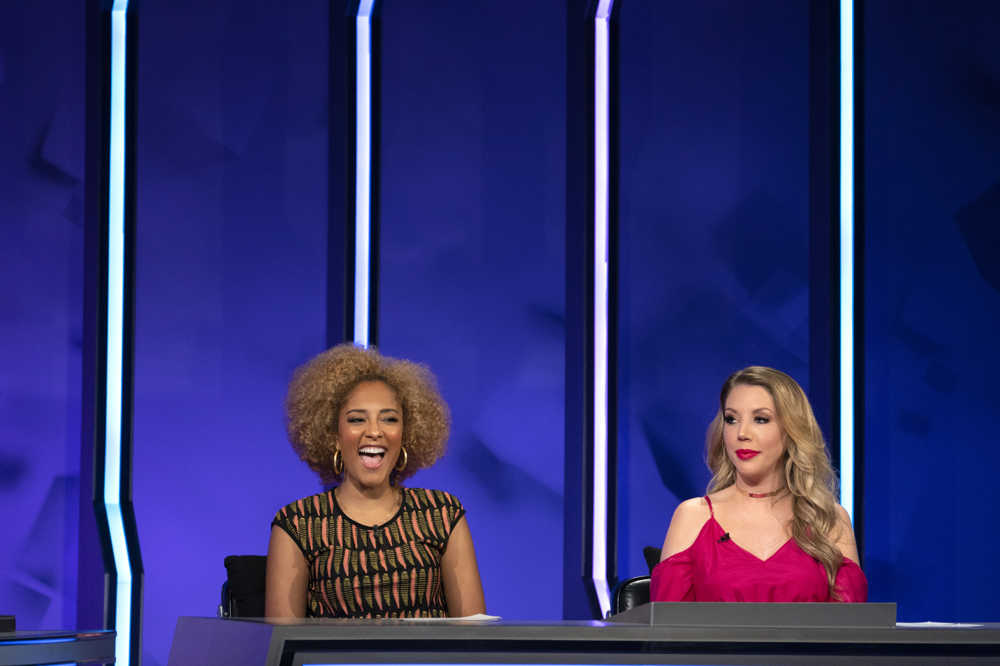 Amanda Seales and Katherine Ryan in The Fix (2018)