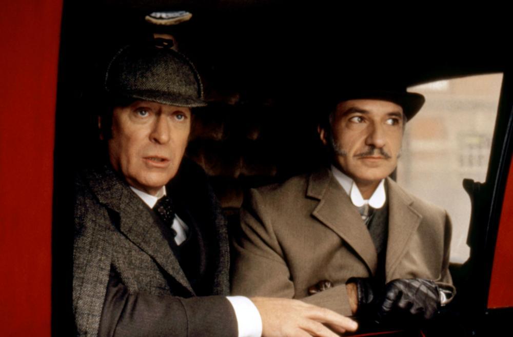 Michael Caine and Ben Kingsley in Without a Clue (1988)