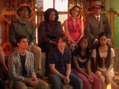 Danielle Bisutti, Ron Butler, Greg Proops, Yvette Nicole Brown, Keke Palmer, Robbie Amell, and Ashley Argota Torres in True Jackson, VP (2008)