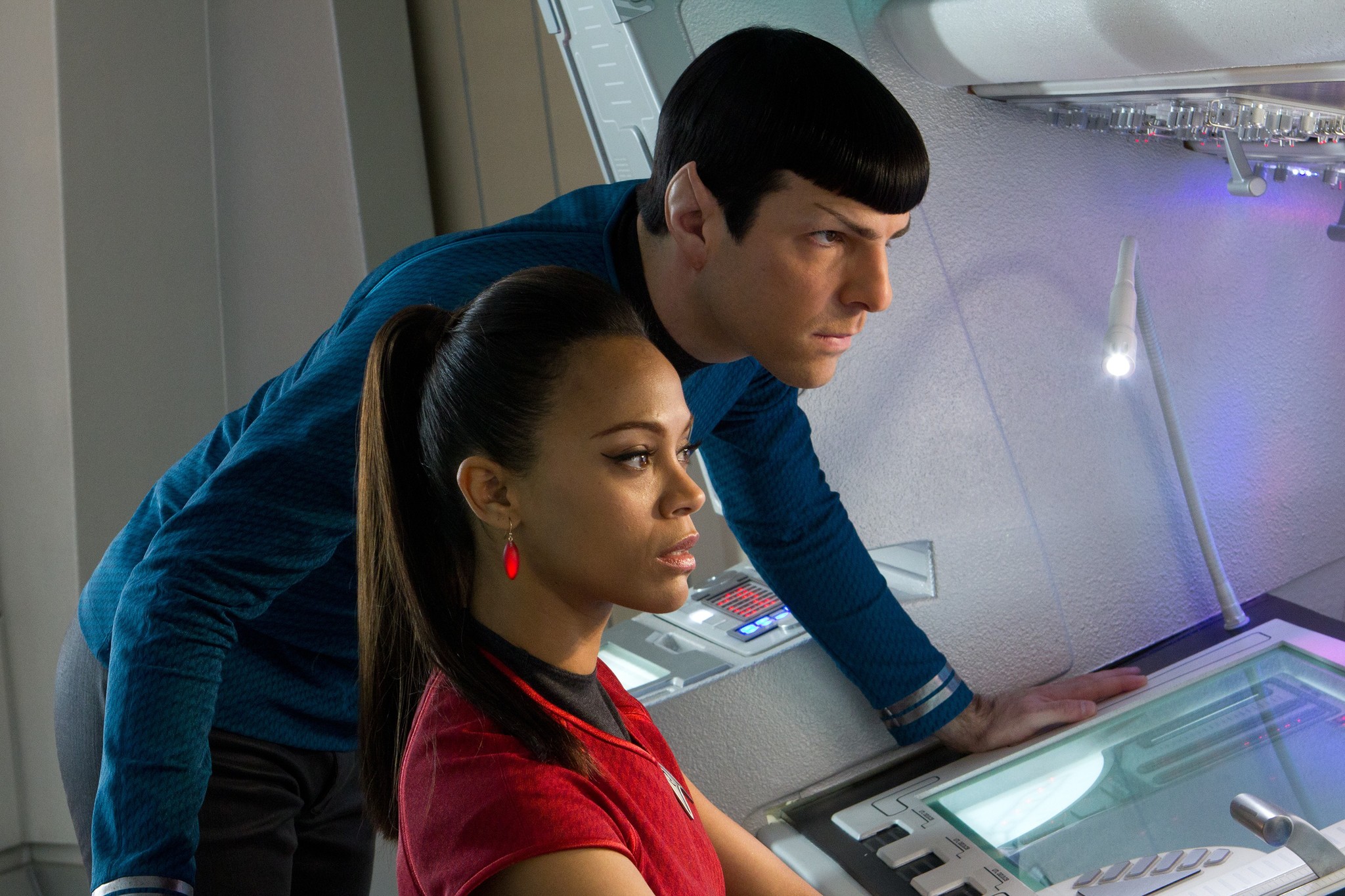 Zachary Quinto and Zoe Saldana in Star Trek Into Darkness (2013)