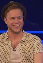 Olly Murs in Nikki & Sara Live (2013)