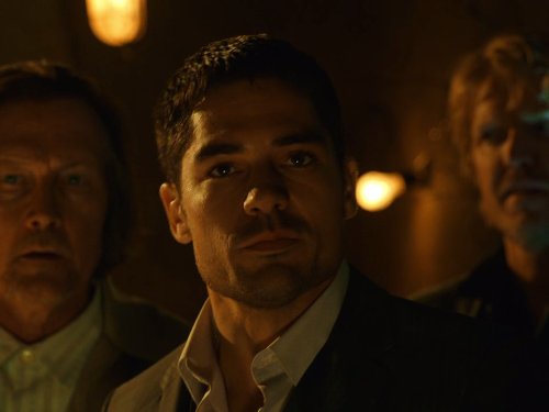 Jake Busey, Robert Patrick, and D.J. Cotrona in From Dusk Till Dawn: The Series (2014)