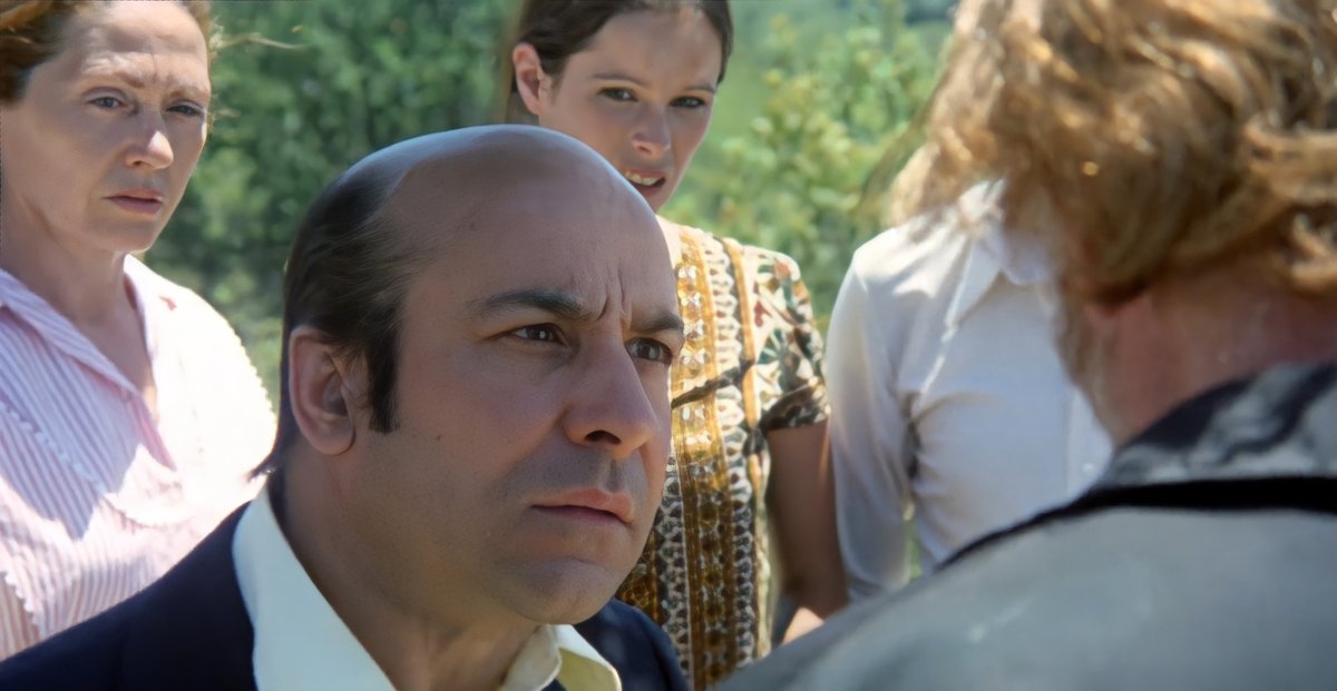 Geraldine Chaplin and José María Prada in Anna and the Wolves (1973)