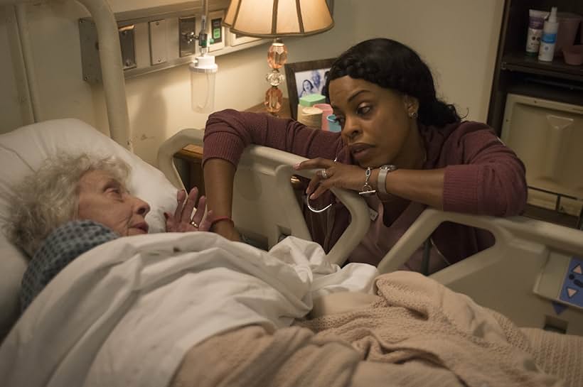 Ann Morgan Guilbert and Niecy Nash in Getting On (2013)