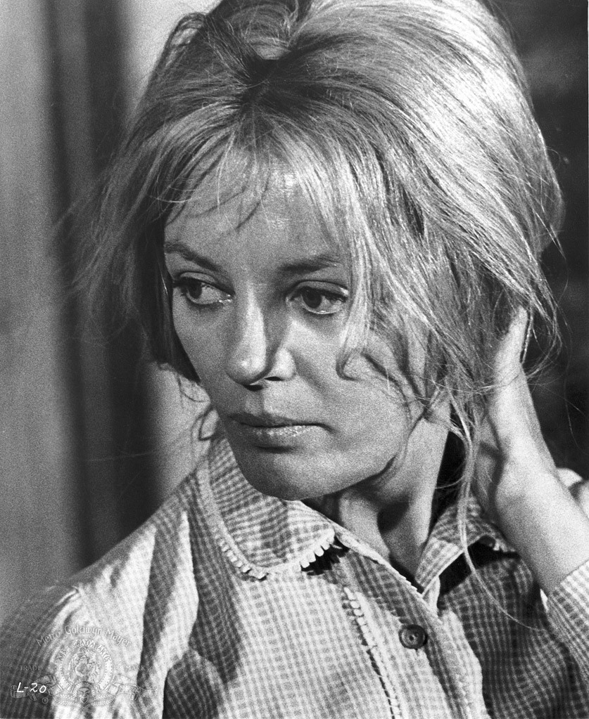 Sheree North in Lawman (1971)