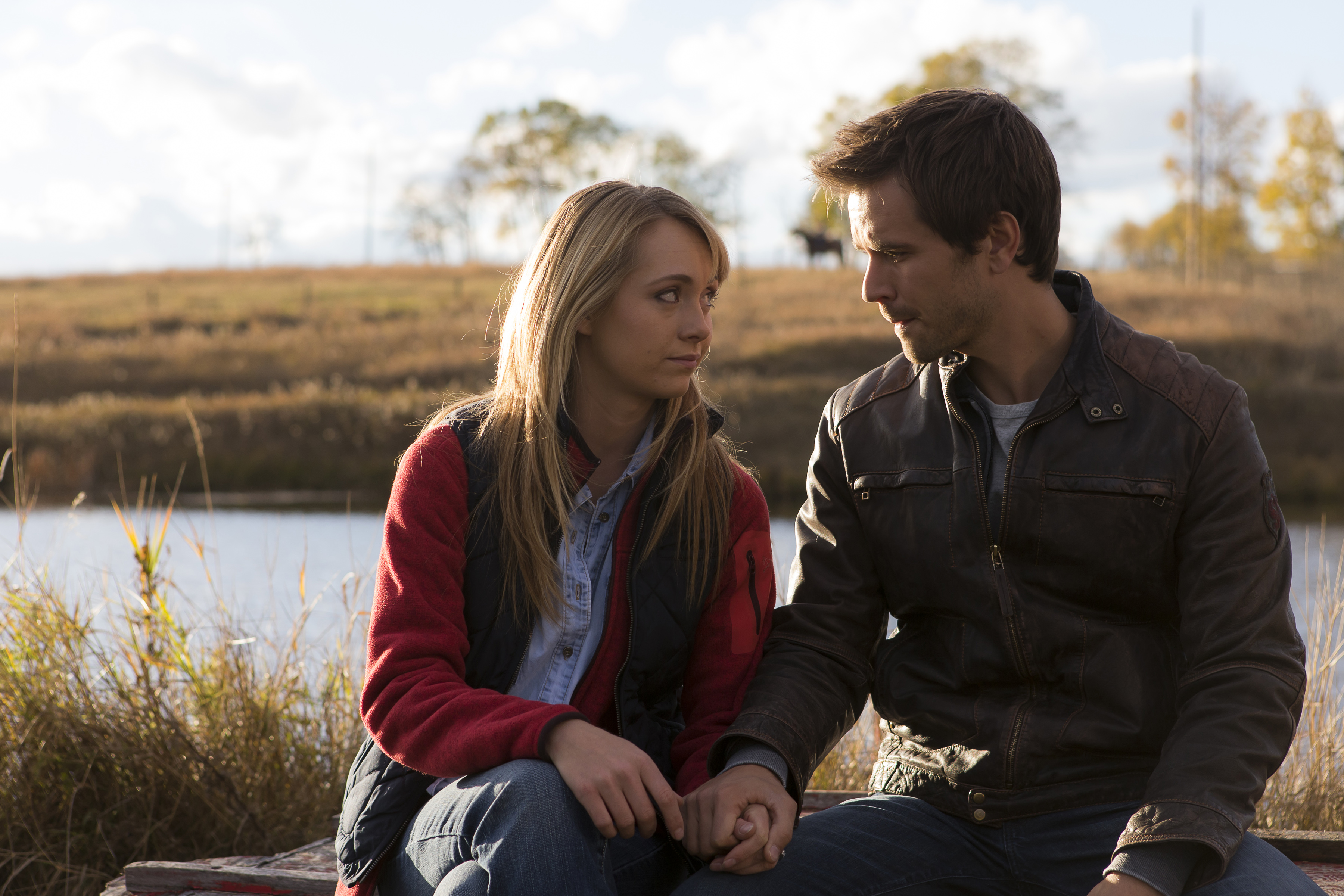 Graham Wardle and Amber Marshall in Heartland (2007)