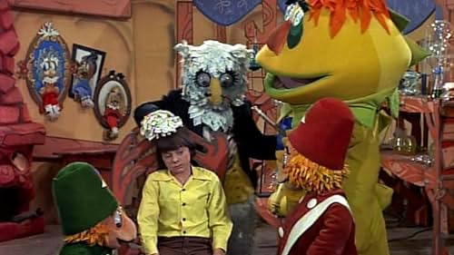 Joy Campbell, Walker Edmiston, Angelo Rossitto, Lennie Weinrib, Jack Wild, and The Krofft Puppets in H.R. Pufnstuf (1969)