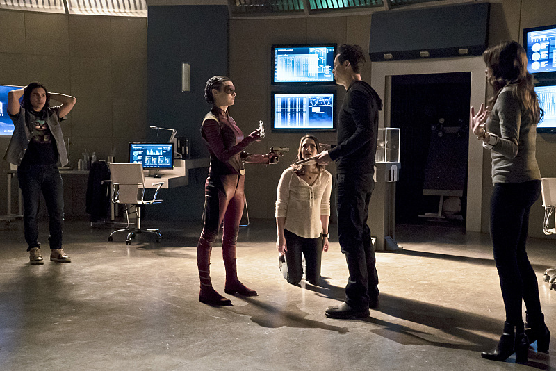 Tom Cavanagh, Danielle Panabaker, Allison Paige, Carlos Valdes, and Violett Beane in The Flash (2014)