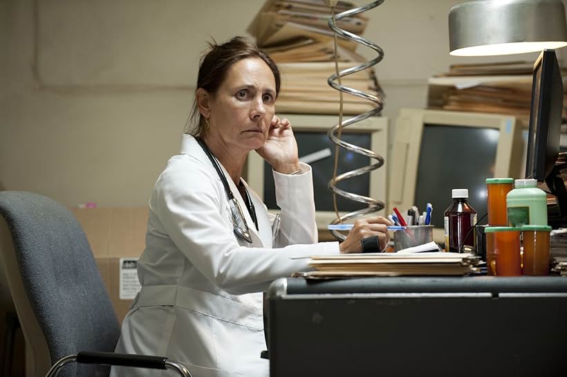 Laurie Metcalf in Getting On (2013)