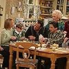 Peter Boyle, Brad Garrett, Patricia Heaton, Doris Roberts, Ray Romano, Madylin Sweeten, Sawyer Sweeten, Sullivan Sweeten, and Monica Horan in Everybody Loves Raymond (1996)