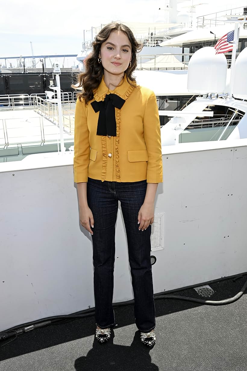 Fina Strazza at an event for Paper Girls (2022)