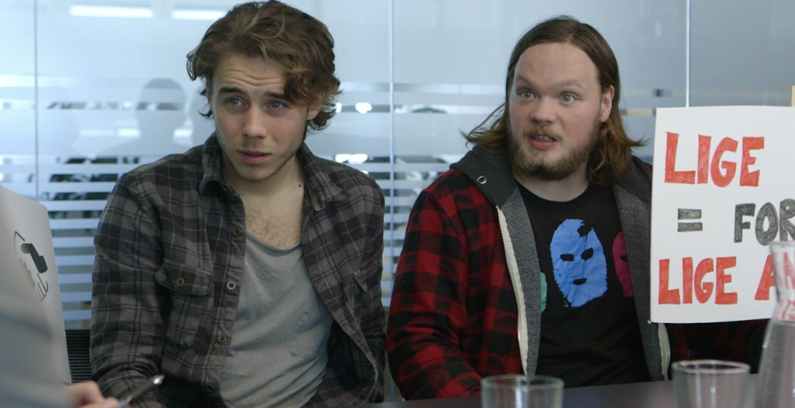 Adam Ild Rohweder and Jakob Femerling Andersen in Banken: New Normal (2014)