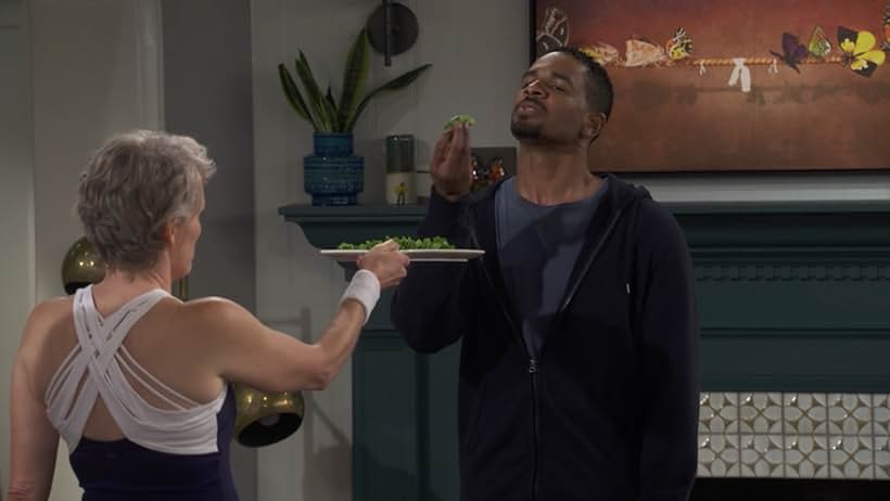 Damon Wayans Jr. and Stephnie Weir in Happy Together (2018)