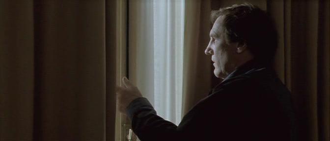 Gérard Depardieu in Nathalie... (2003)